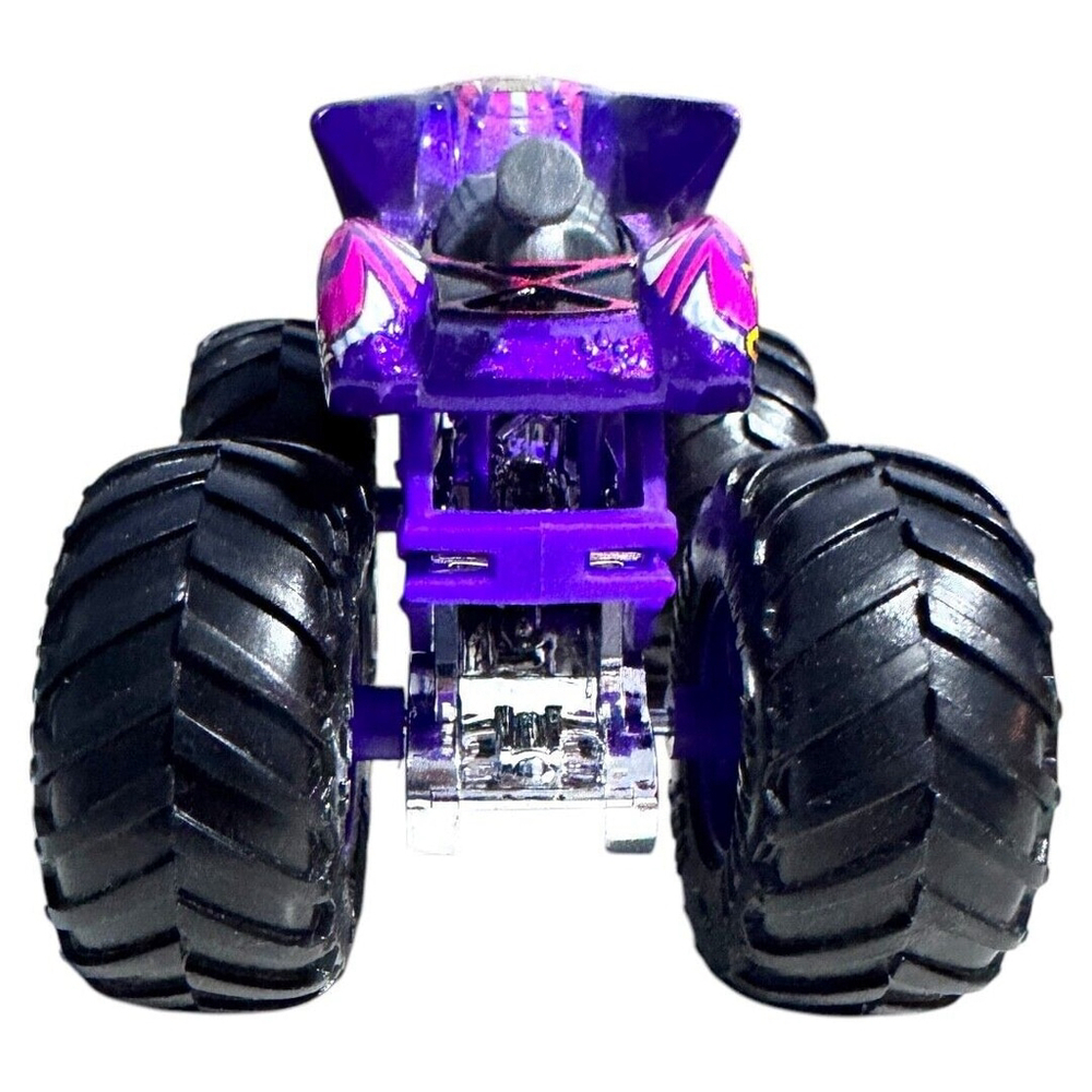 Hot‎ Wheels Monster Trucks Scratch Attack 1:64 - Picture 3 of 3